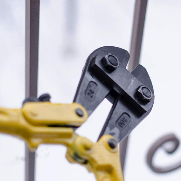 Tolsen 42" Bolt Cutters Heavy Duty for Padlocks, Chain, Rods, Rivets, and Wire Cutter - Ergonomic Non-Slip Handle Bolt Cutter - 42'' Bolt Cutter