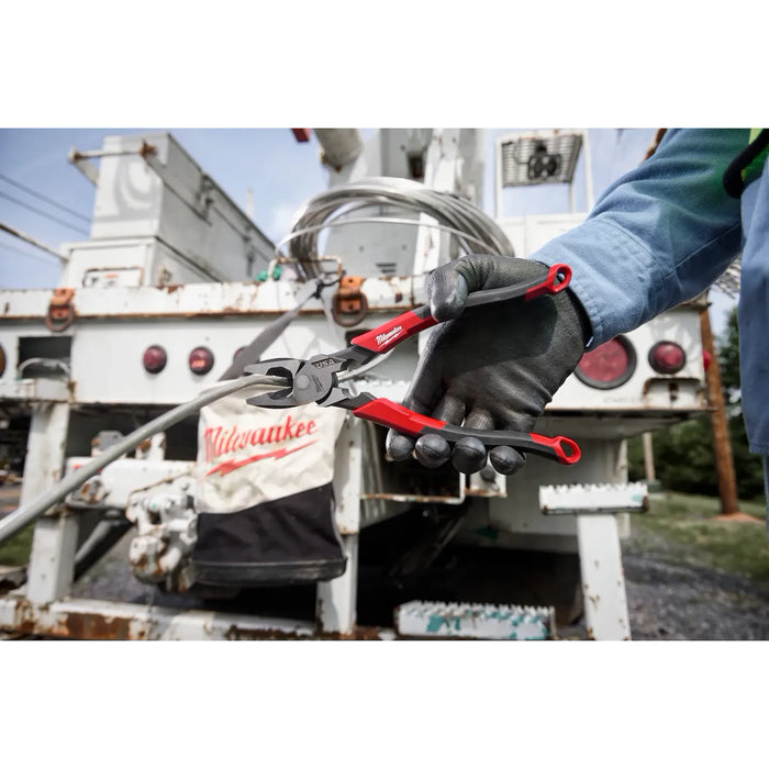 Milwaukee 9" Lineman's Comfort Grip Pliers w/ Thread Cleaner (USA) MT550T