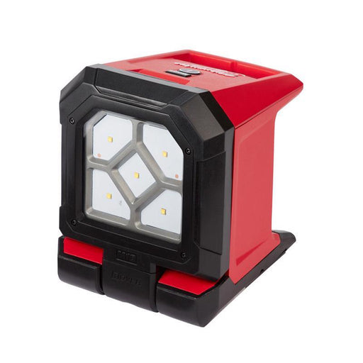 M18 MOUNTING FLD LGHT TO