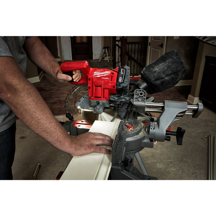 Milwaukee 2733-21 M18 FUEL™ 7-1/4” Dual Bevel Sliding Compound Miter Saw Kit