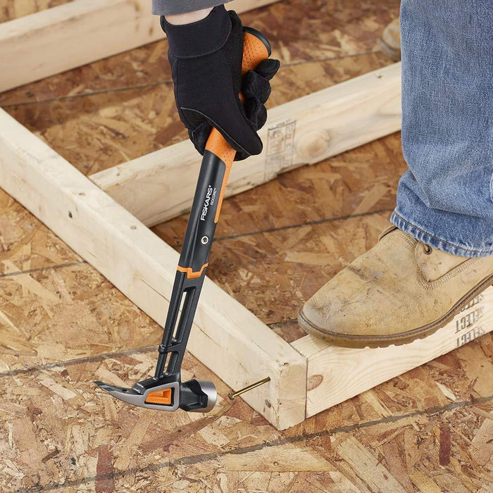 Fiskars - 750241-1001 IsoCore 22 oz Milled-face Framing Hammer, 16 Inch